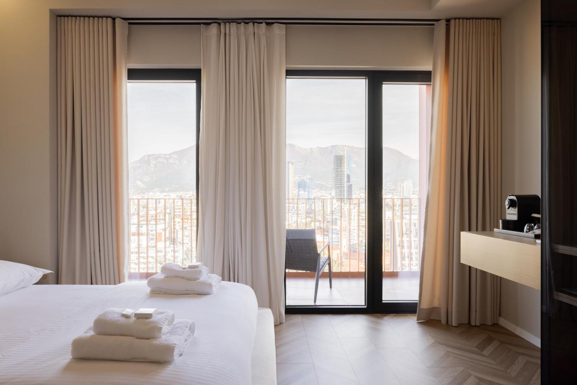 Square Inn Garden Aparthotel Tiranë Luaran gambar