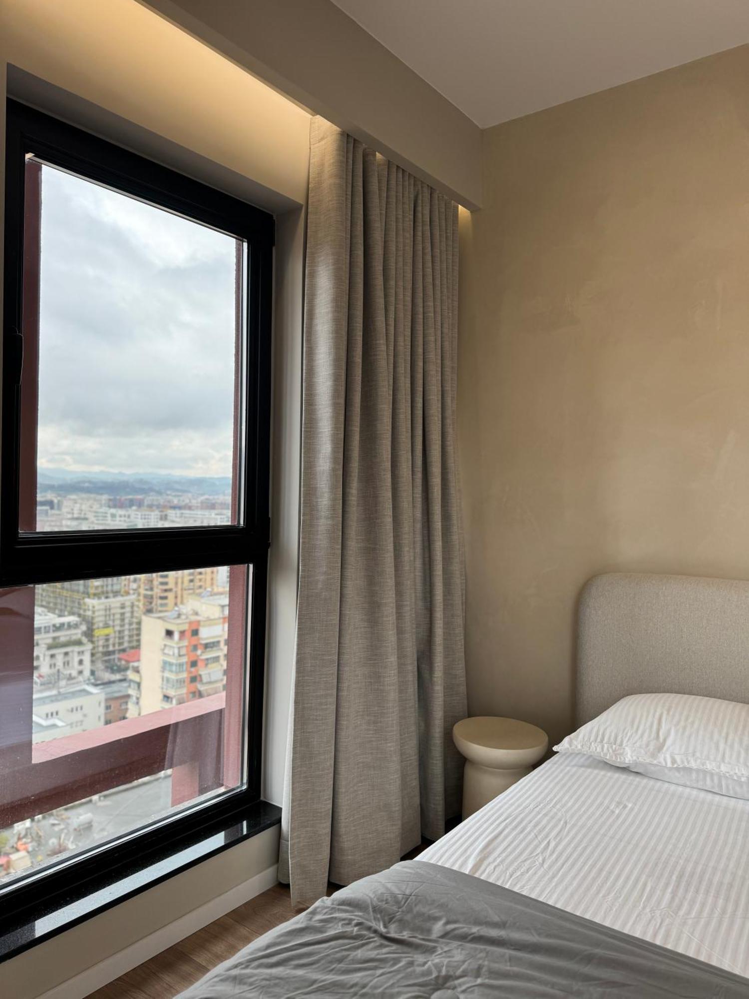 Square Inn Garden Aparthotel Tiranë Luaran gambar